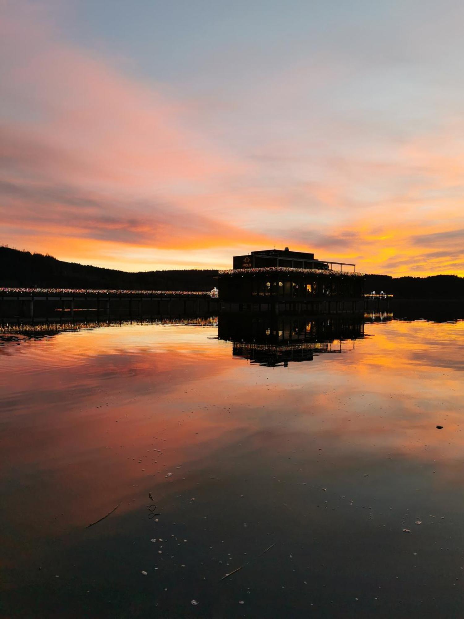 Apartman S Terasou A Vyhledem Na Jezero Lipno Kovarov  Екстериор снимка